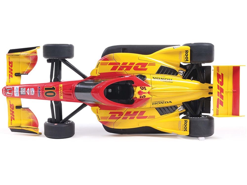 Dallara IndyCar #10 Alex Palou "DHL" Chip Ganassi Racing (Road Course Configuration) Champion "NTT IndyCar Series" (2025) 1/18 Diecast Model Car by IXO Models view 5