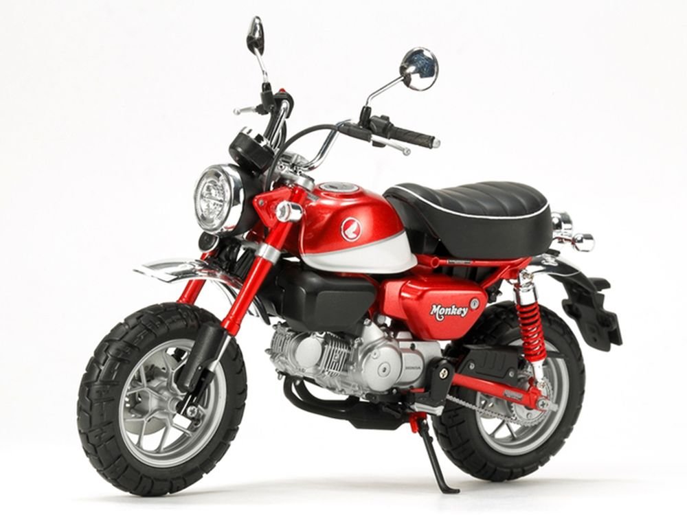 Model Kit Honda Monkey 125 Motorcycle 1/12 Scale Model by Tamiya view 2