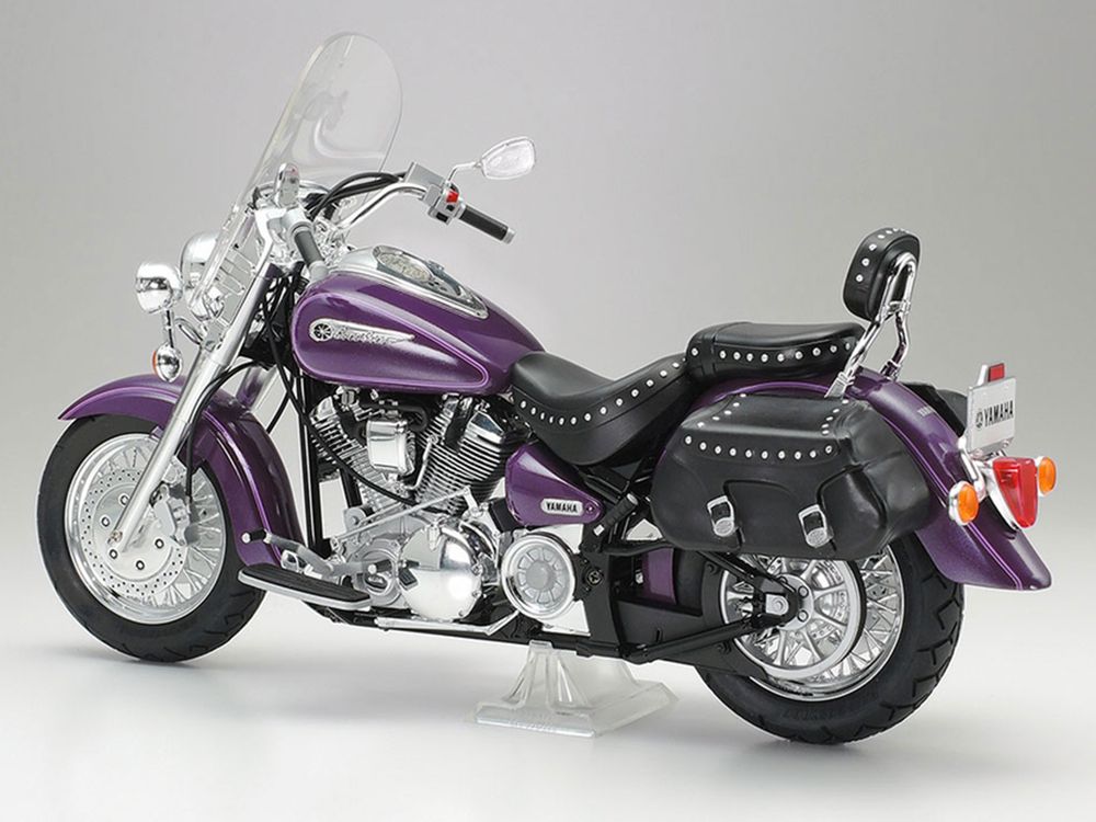 Model Kit Yamaha XV1600 RoadStar Custom Motorcycle 1/12 Scale Model by Tamiya view 4