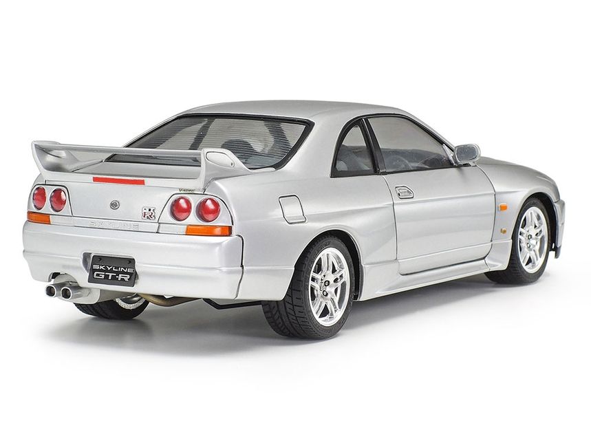 Model Kit Nissan Skyline GT-R V.Spec 1/24 Scale Model by Tamiya view 3