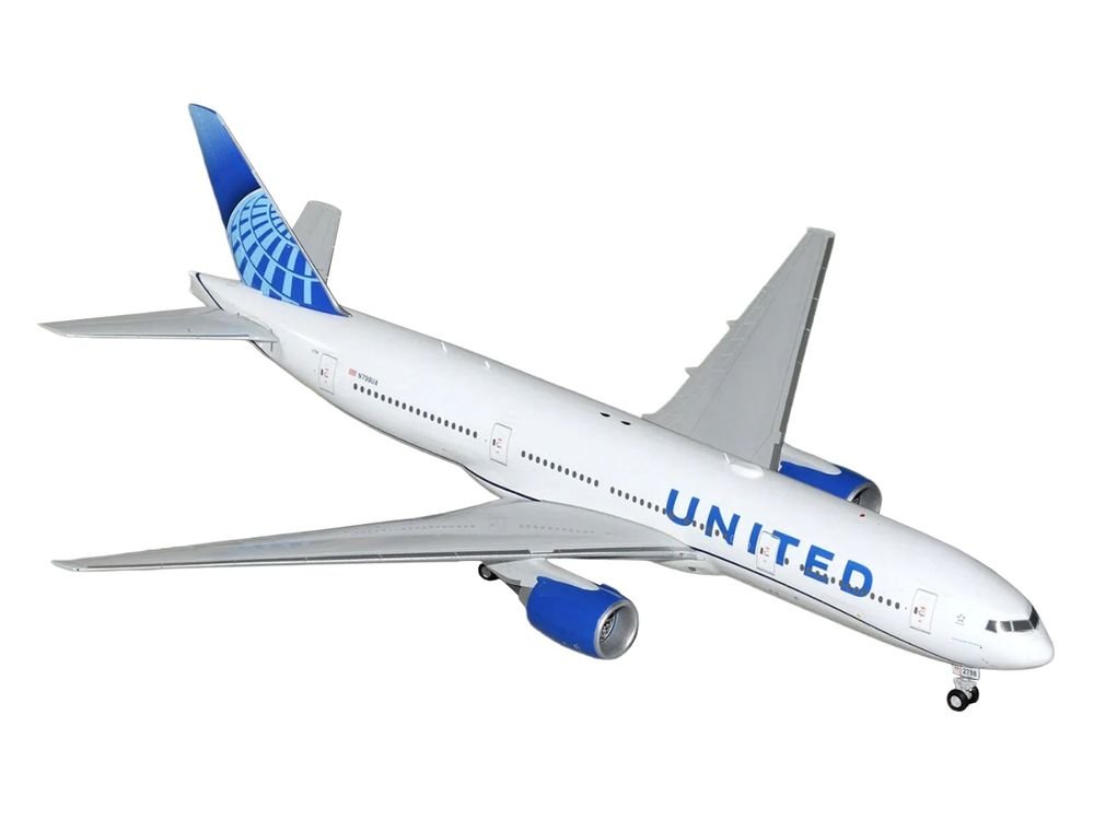 Boeing 777-200ER Commercial Aircraft "United Airlines" (N798UA) White with Blue Tail "Gemini 200" Series 1/200 Diecast Model by GeminiJets view 2