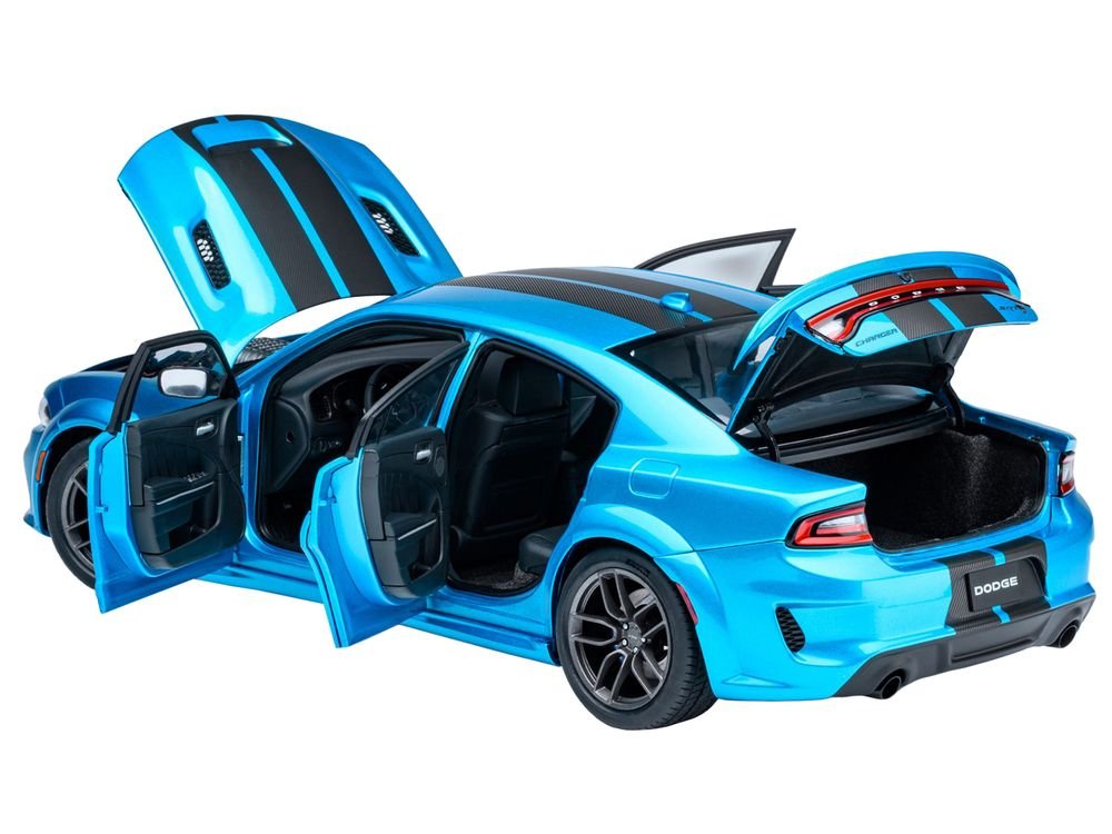 Dodge Charger SRT Hellcat Redeye B5 Blue Metallic with Carbon Stripes 1/18 Model Car by Autoart view 2