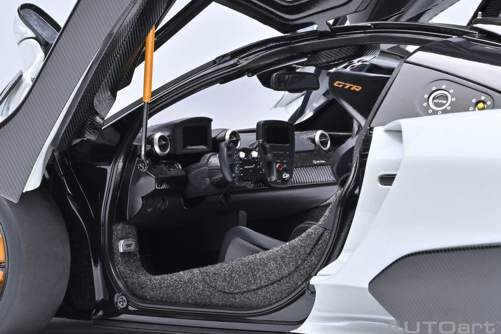 McLaren Senna GTR Silica White with Black Top 1/18 Model Car by Autoart view 3