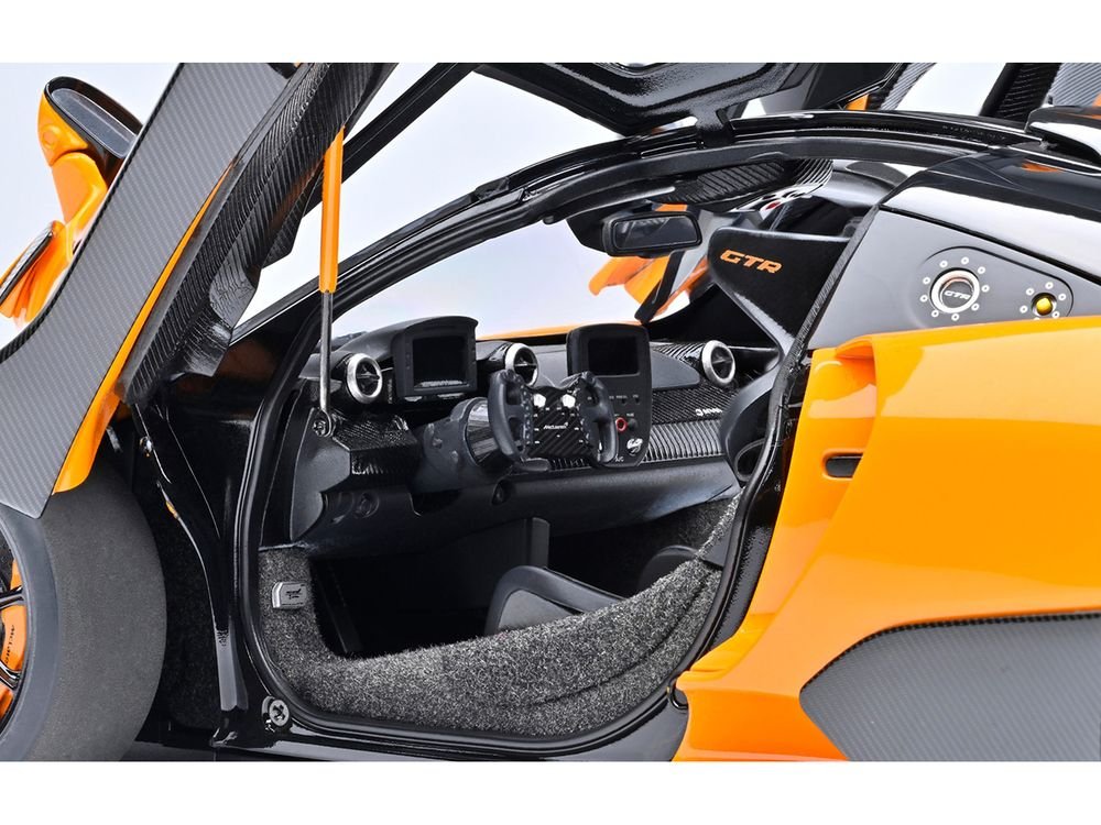 McLaren Senna GTR Orange with Black Top 1/18 Model Car by Autoart view 4