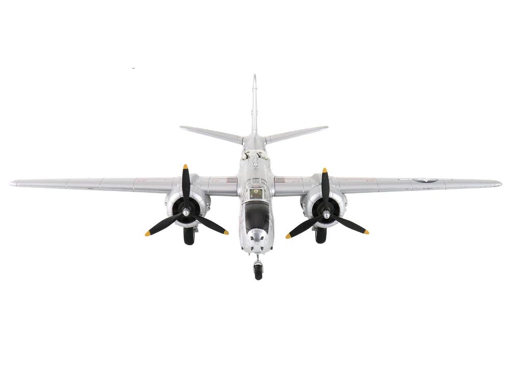 Douglas A-20G Havoc Aircraft "Little Chief 43-9521 321st BS" (1944) United States Army Air Forces "Air Power Series" 1/72 Diecast Model by Hobby Master view 3