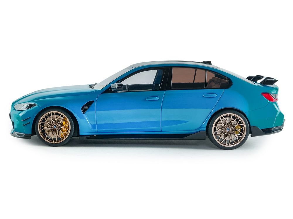 2024 BMW M3 Competition Daytona Beach Blue with Carbon Top 1/18 Diecast Model Car by Solido view 3