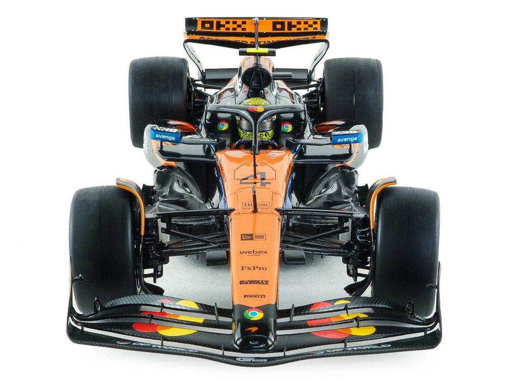 McLaren MCL39 #4 Lando Norris "OKX" Winner Formula One F1 "Australian GP" (2025) "Competition" Series 1/18 Diecast Model Car by Solido view 4