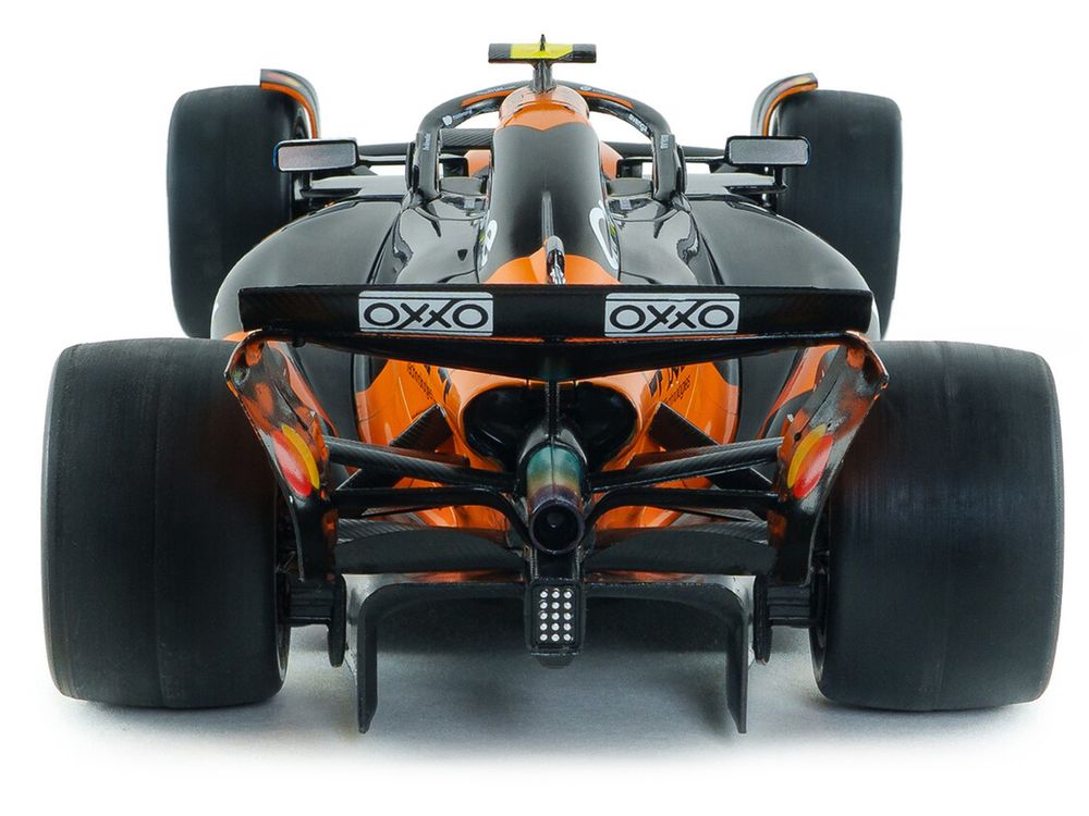 McLaren MCL39 #4 Lando Norris "OKX" Winner Formula One F1 "Australian GP" (2025) "Competition" Series 1/18 Diecast Model Car by Solido view 5