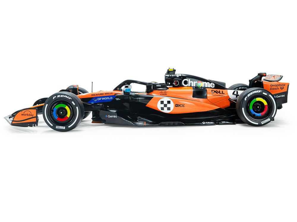 McLaren MCL39 #4 Lando Norris "OKX" Winner Formula One F1 "Monaco GP" (2025) "Competition" Series 1/18 Diecast Model Car by Solido view 2