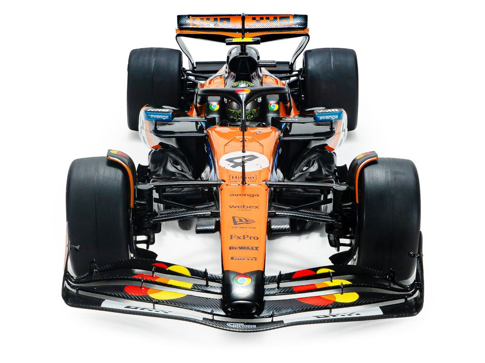 McLaren MCL39 #4 Lando Norris "OKX" Winner Formula One F1 "Monaco GP" (2025) "Competition" Series 1/18 Diecast Model Car by Solido view 4