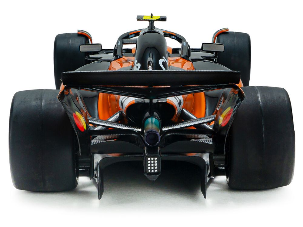 McLaren MCL39 #4 Lando Norris "OKX" Winner Formula One F1 "Monaco GP" (2025) "Competition" Series 1/18 Diecast Model Car by Solido view 5