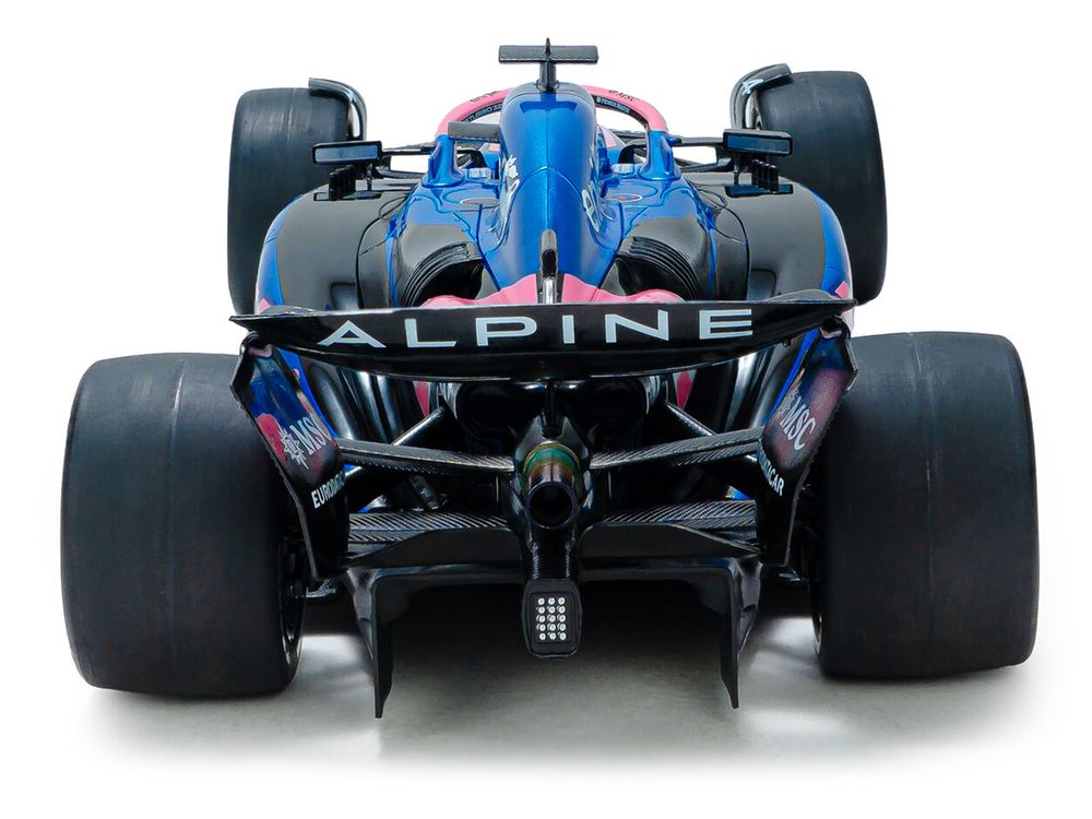 Alpine A525 #10 Pierre Gasly "BWT" Formula One F1 "Bahrain GP" (2025) "Competition" Series 1/18 Diecast Model Car by Solido view 5