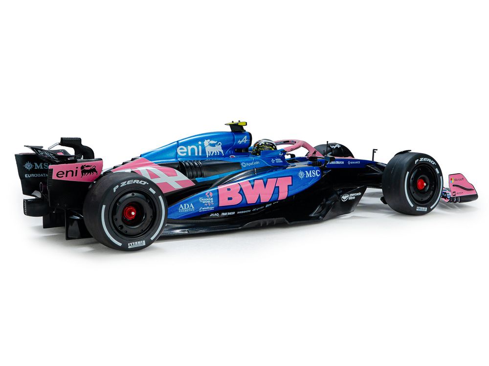 Alpine A525 #7 Jack Doohan "BWT" Formula One F1 "Chinese GP" (2025) "Competition" Series 1/18 Diecast Model Car by Solido view 3
