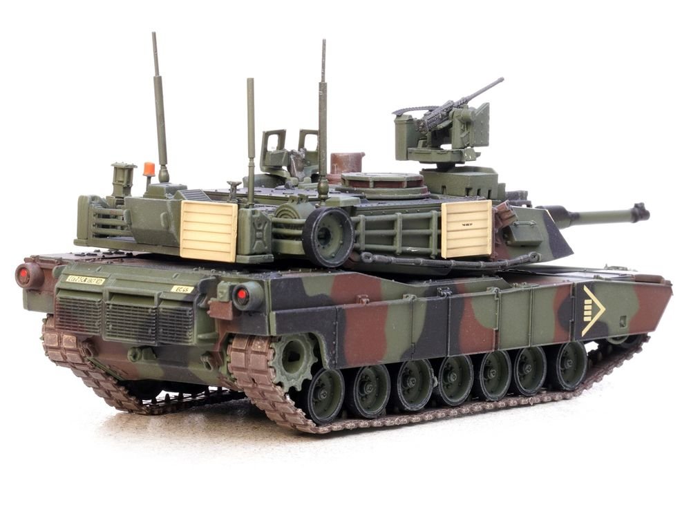 General Dynamics M1A2 SEP V2 Abrams Tank "2nd Battalion 5th Cavalry Regiment 1st Cavalry Division Germany" United States Army 1/72 Diecast Model by Panzerkampf view 3