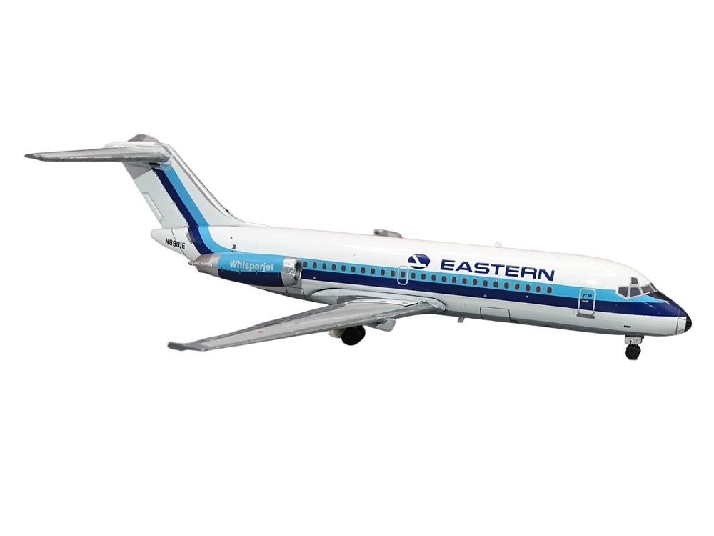 McDonnell Douglas DC-9-14 Commercial Aircraft "Eastern Air Lines" (N8901E) White with Blue Stripes 1/400 Diecast Model by V1:400 view 4