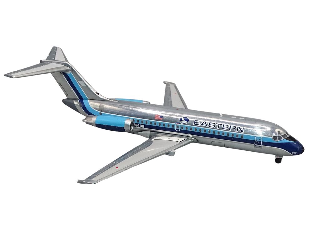 McDonnell Douglas DC-9-14 Commercial Aircraft "Eastern Air Lines" (N8910E) Silver with Blue Stripes 1/400 Diecast Model by V1:400 view 4