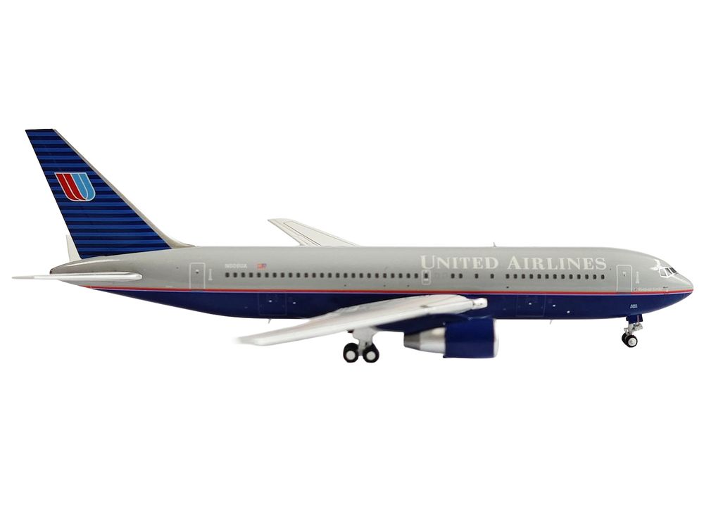 Boeing 767-200ER Commercial Aircraft "United Airlines" (N609UA) Gray with Blue Tail 1/400 Diecast Model by V1:400 view 3