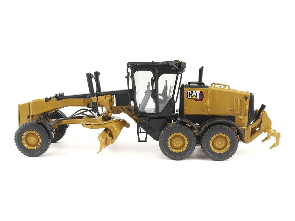 CAT Caterpillar 140 LVR Motor Grader Yellow with Black Top "High Line" Series 1/50 Diecast Model by Diecast Masters view 2