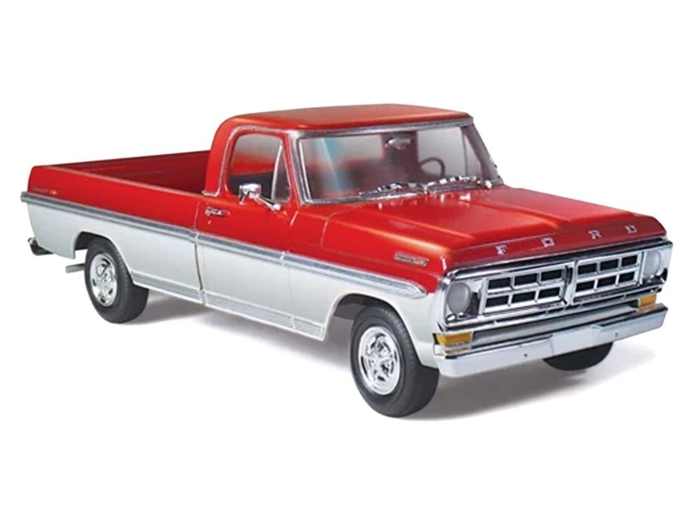 Skill 3 Model Kit 1971 Ford Ranger XLT Pickup Truck 1/25 Scale Model by Moebius view 2