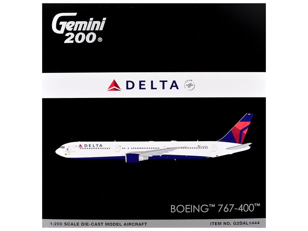 Boeing 767-400ER Commercial Aircraft "Delta Air Lines" (N482MH) White with Blue and Red Tail "Gemini 200" 1/200 Diecast Model Airplane by GeminiJets view 3