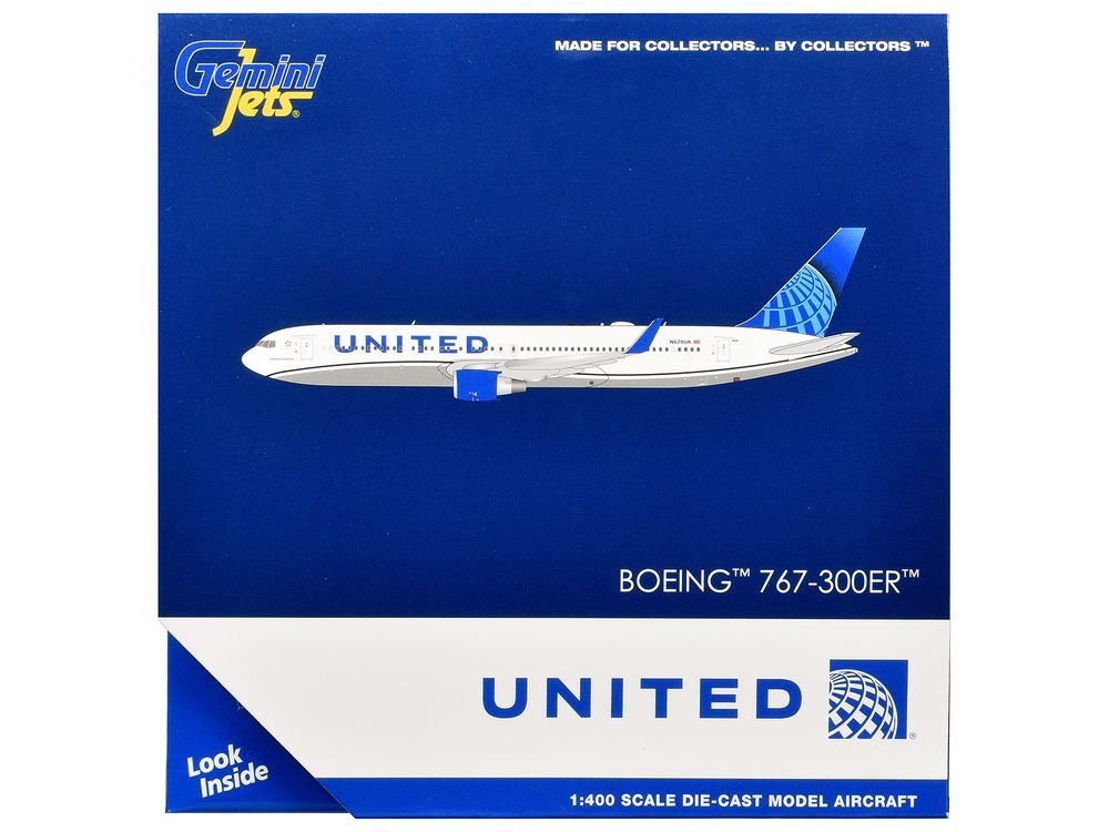 Boeing 767-300ER Commercial Aircraft "United Airlines" (N670UA) White with Blue Tail 1/400 Diecast Model Airplane by GeminiJets view 3