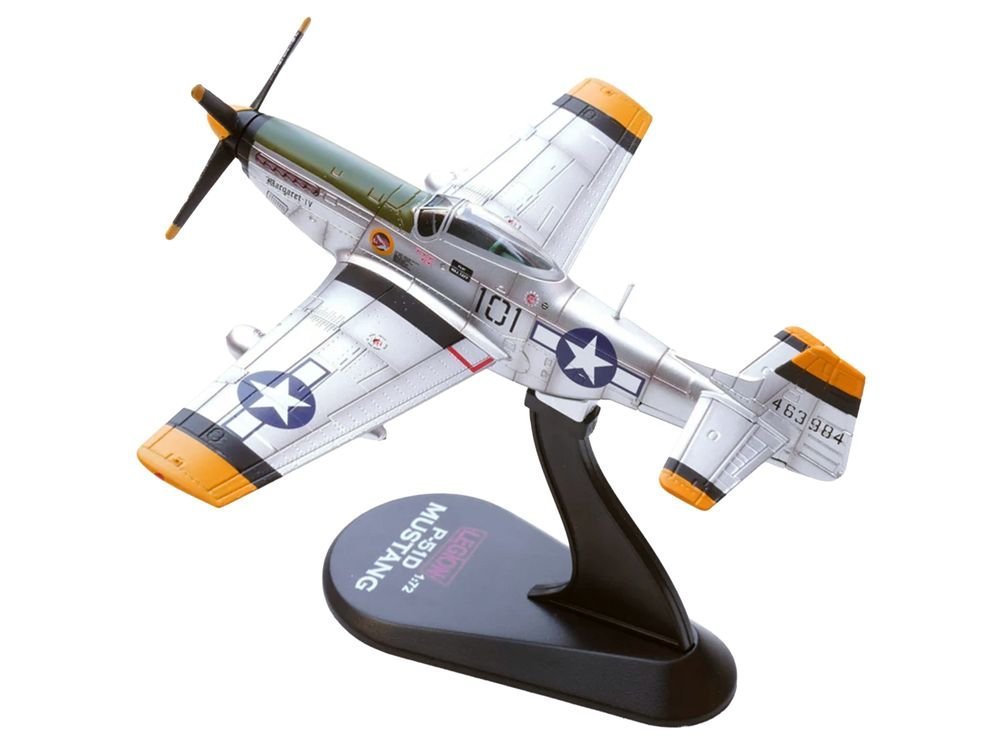 North American P-51D Mustang Aircraft "Margaret IV James Tapp 78th Fighter Squadron 15th Fighter Group Twentieth Air Force Iwo Jima" (1945) United States Army Air Forces 1/72 Diecast Model Airplane by Legion view 5