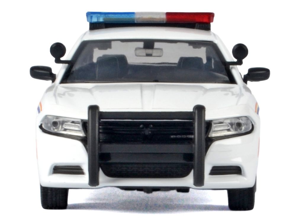 2023 Dodge Charger Pursuit Police Car "Royal Canadian Mounted Police (RCMP)" White with Flashing Light Bar and Front and Rear Lights and Sound 1/24 Diecast Model Car by Motormax view 3