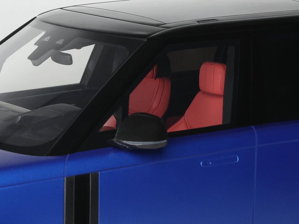 2024 Range Rover P615 SV Blue Metallic with Black Top 1/18 Model Car by GT Spirit view 3