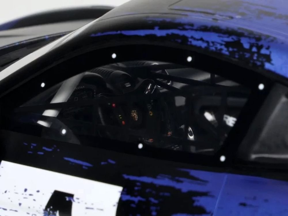2021 Porsche Cayman 718 GT4 RS Clubsport #4 Black with Blue Graphics Limited Edition to 999 pieces Worldwide 1/18 Model Car by Otto Mobile view 3