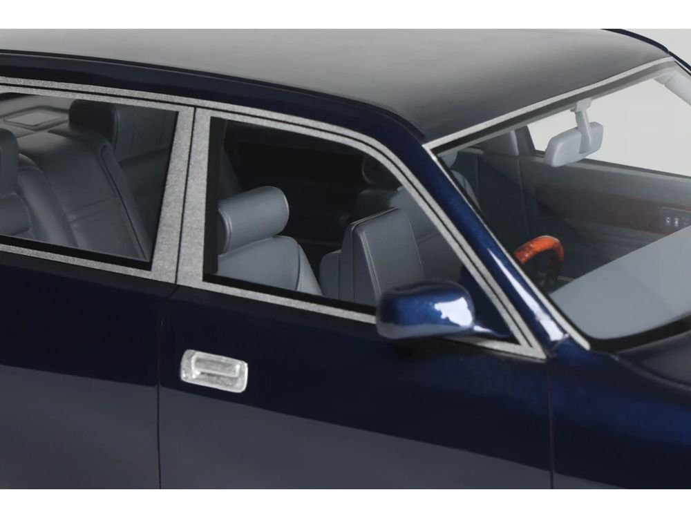 2008 Toyota Century V12 Stance RHD (Right Hand Drive) Blue Mica Limited Edition to 999 pieces Worldwide 1/18 Model Car by Otto Mobile view 3