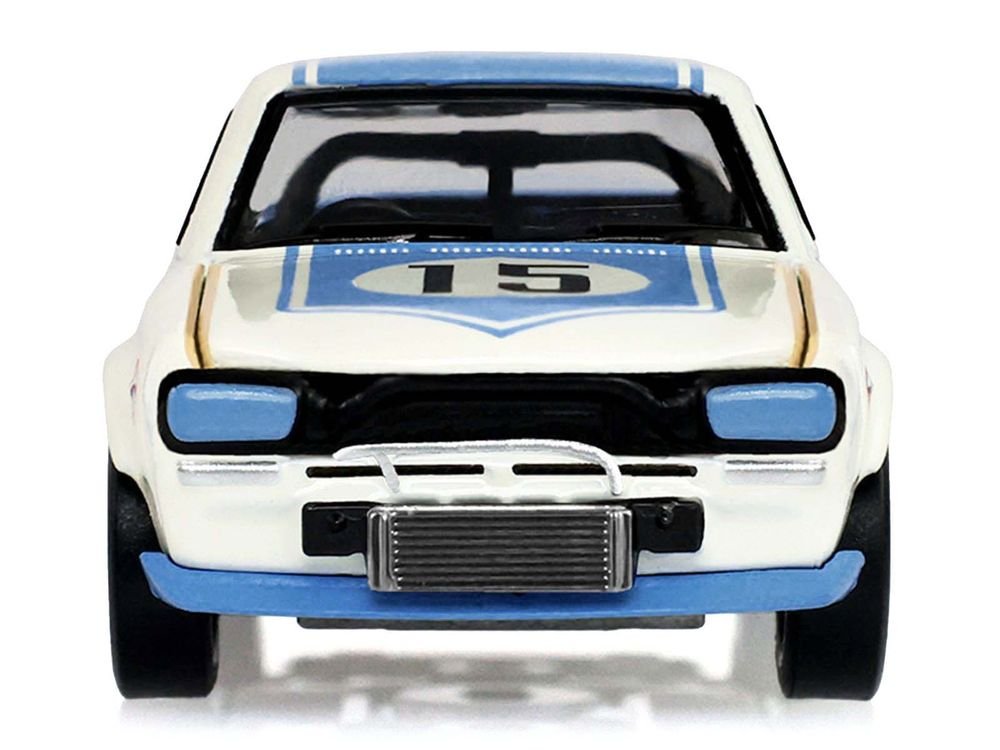 1972 Nissan Skyline 2000 GT-R (KPGC10) RHD (Right Hand Drive) #15 Kunimitsu Takahashi "50th Victory" White with Blue Stripe "Tokyo Torque" Series 10 1/64 Diecast Model Car by Greenlight view 4