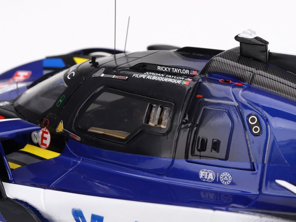 Cadillac V-Series.R #101 Filipe Albuquerque - Jordan Taylor - Ricky Taylor "Cadillac Wayne Taylor Racing" FIA WEC "24 Hours of Le Mans" (2025) 1/18 Model Car by Top Speed view 2