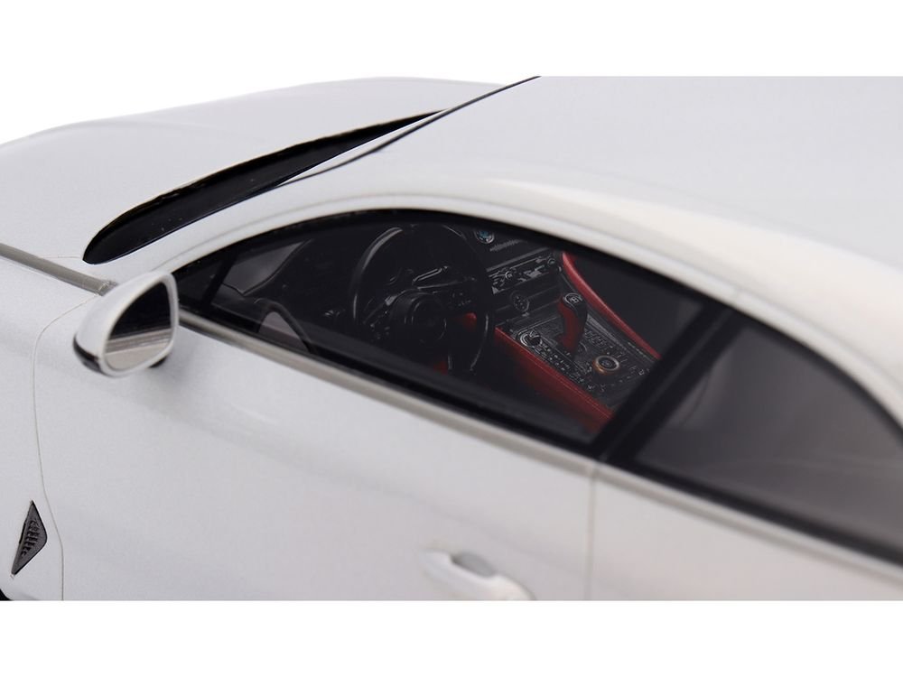 Bentley Batur Bonneville Pearl White Metallic 1/18 Model Car by Top Speed view 2