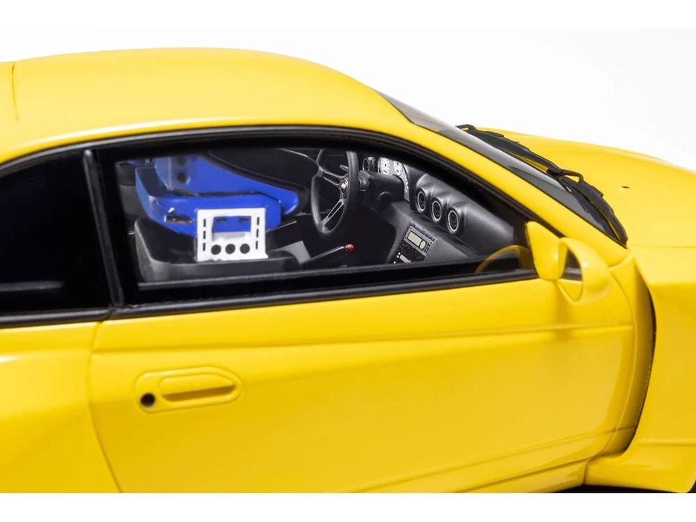 Nissan Silvia (S15) "Khyzyl Saleem" Yellow 1/18 Model Car by Kyosho view 2