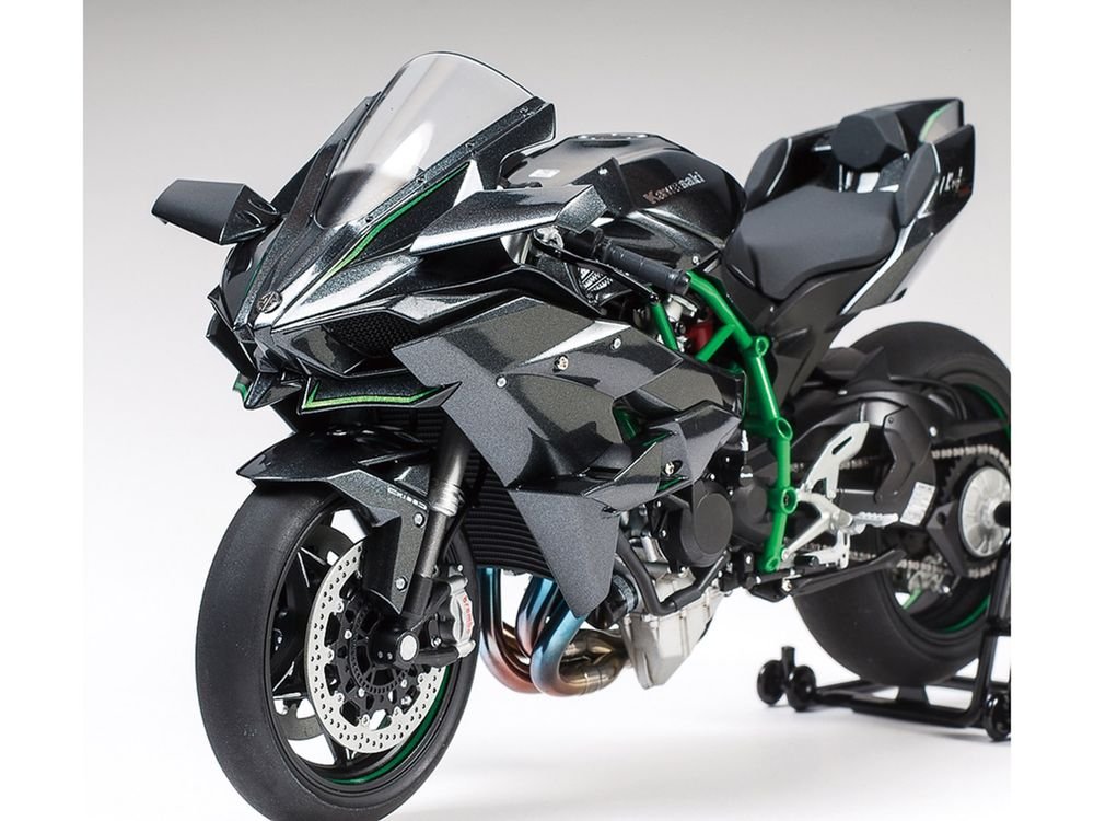 Model Kit Kawasaki Ninja H2R Motorcycle 1/12 Scale Model by Tamiya view 2