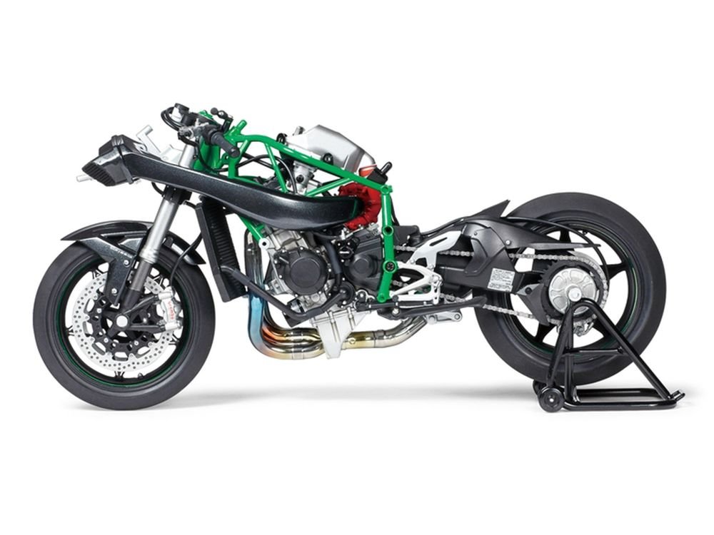 Model Kit Kawasaki Ninja H2R Motorcycle 1/12 Scale Model by Tamiya view 4