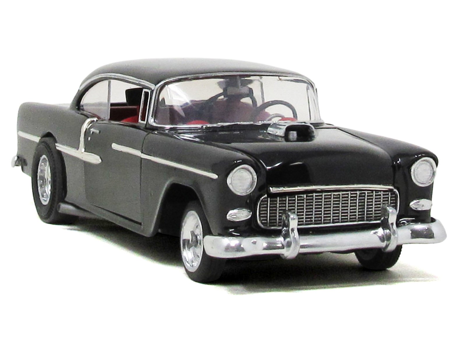 Skill 3 Model Kit 1955 Chevrolet Custom Street Rod "X-Parts Garage" 1/25 Scale Model by Atlantis view 2