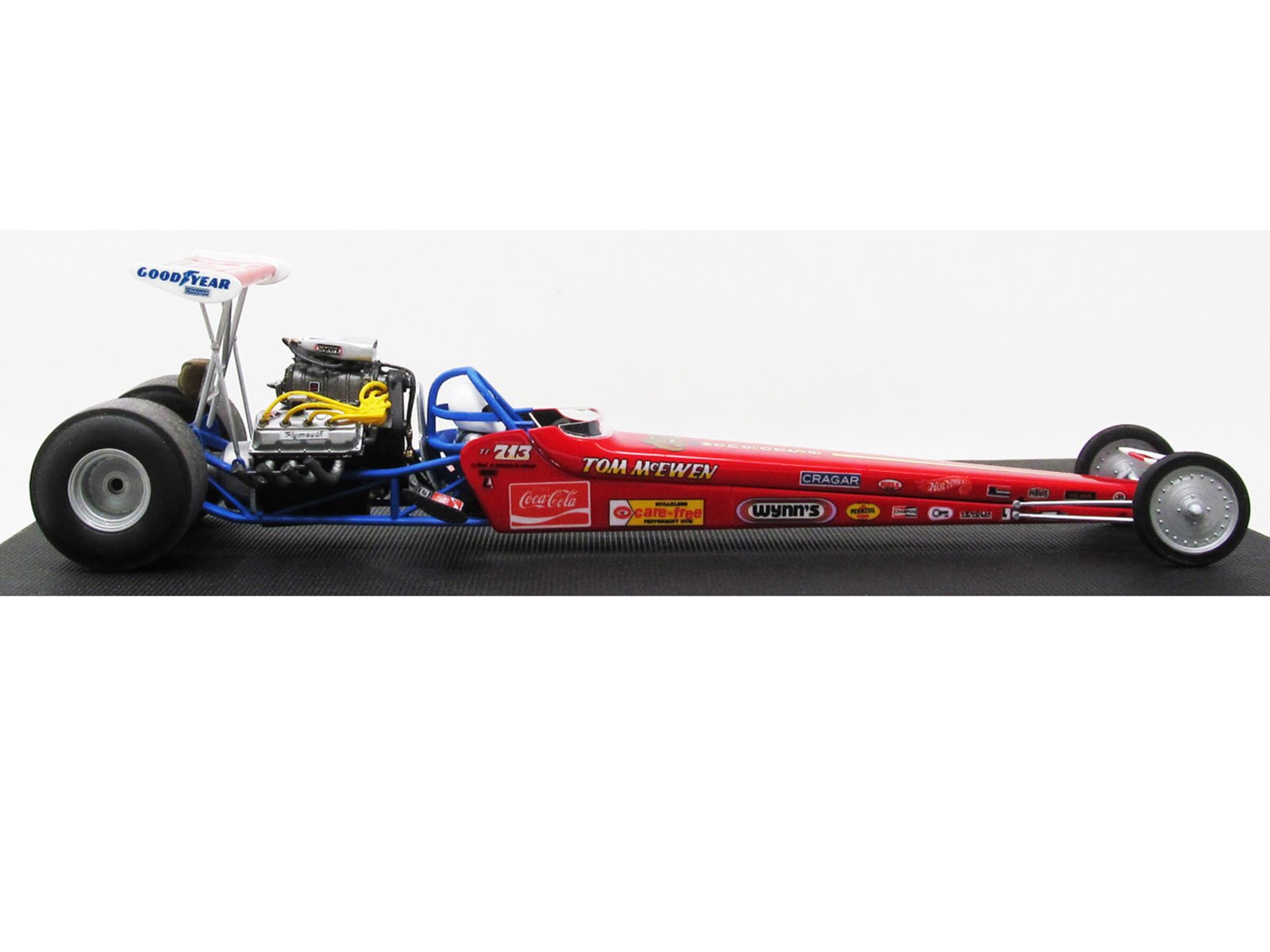 Skill 2 Model Kit Tom McEwen's "Mongoose" Rear Engine Dragster 1/24 Scale Model by Atlantis view 2