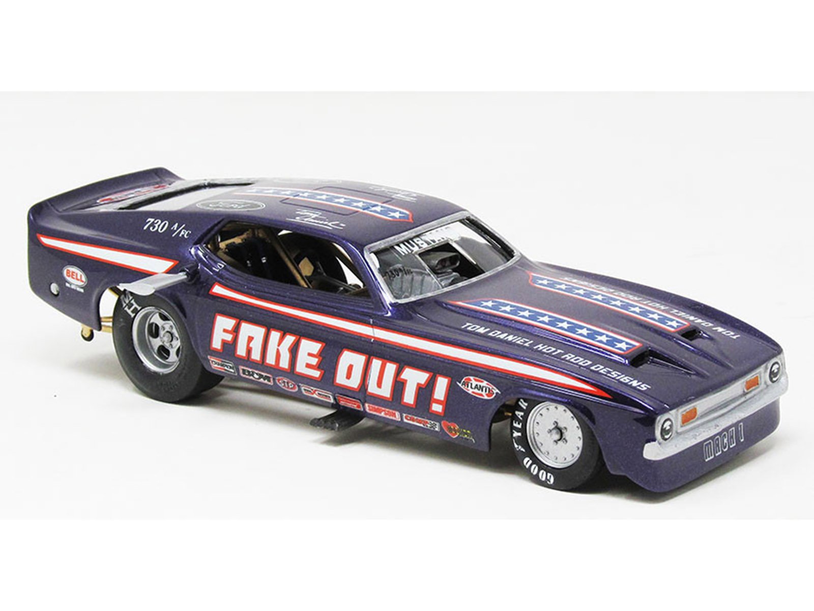 Model Kit Tom Daniel's "FAKE OUT!" Classic Funny Car (Snap-to-Build) 1/32 Scale Model by Atlantis view 2