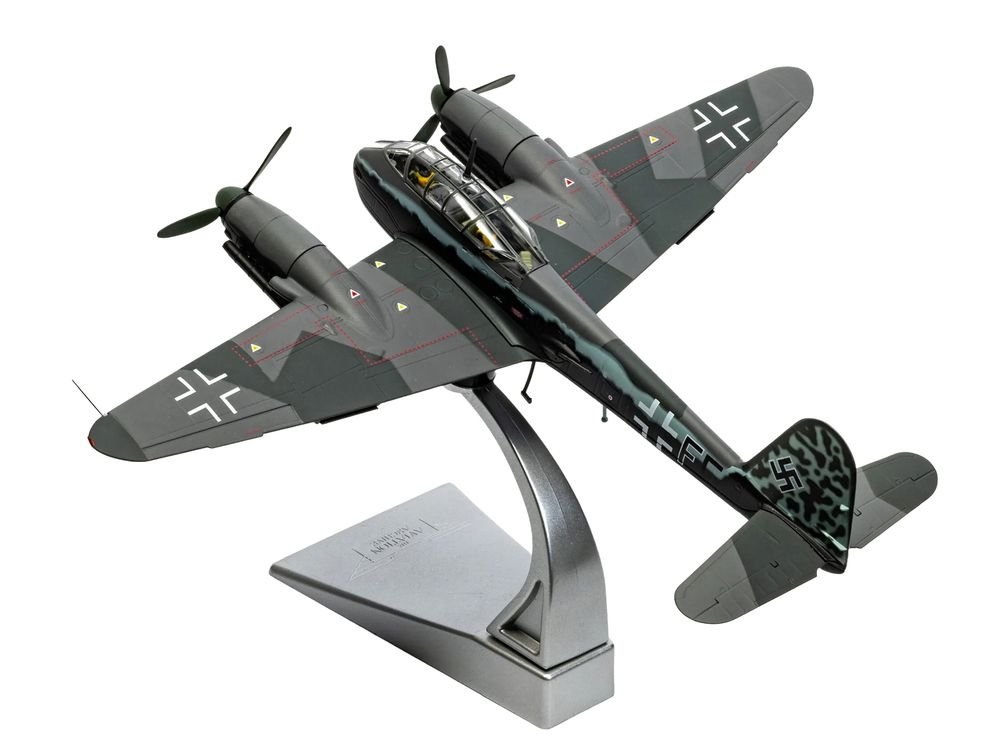 Messerschmitt Me 410A-1 Aircraft "U5+FE Lt. Rudolf Abrahamczik 14./KG.2 Laon-Athies Airfield France" (1943) German Luftwaffe "The Aviation Archive" Series 1/72 Diecast Model Car by Corgi view 5