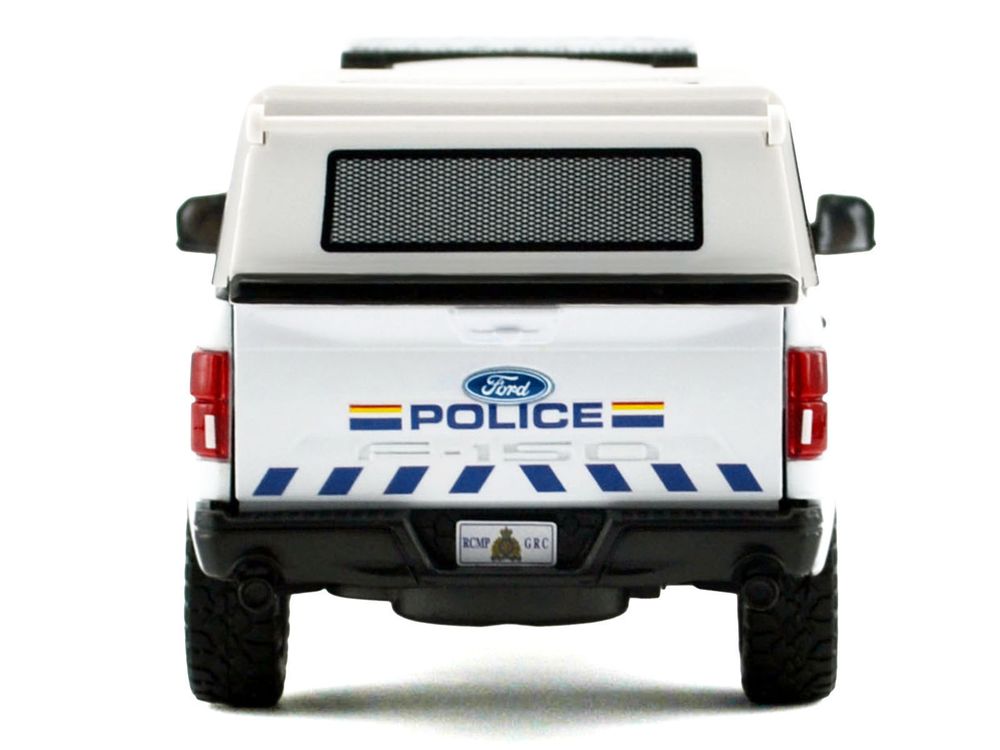 2019 Ford F-150 Lariat Crew Cab Pickup Truck with Camper Box "Royal Canadian Mounted Police" White "Law Enforcement and Public Service" Series 1/24-1/27 Diecast Model Car by Motormax view 5