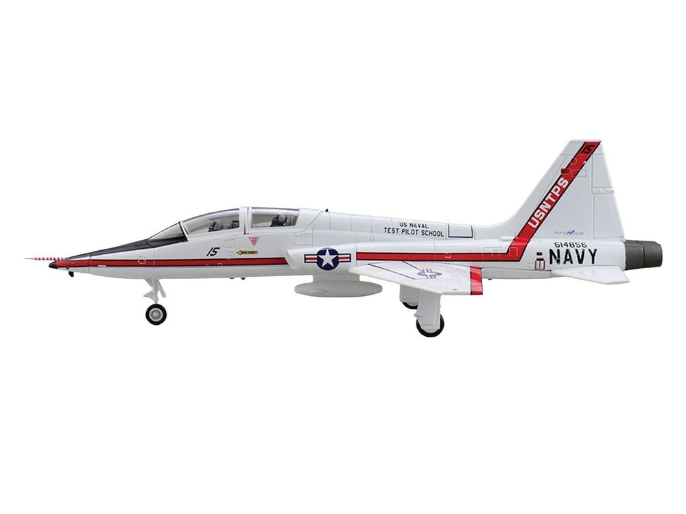 Northrop T-38A Talon Aircraft "61-0856 United States Naval Test Pilot School NAS Patuxent River NASA" (2005) United States Navy "Air Power Series" 1/72 Diecast Model by Hobby Master view 2