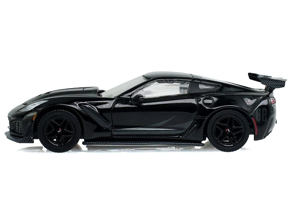 2019 Chevrolet Corvette ZR1 Black "Black Bandit" Series 31 1/64 Diecast Model Car by Greenlight view 2