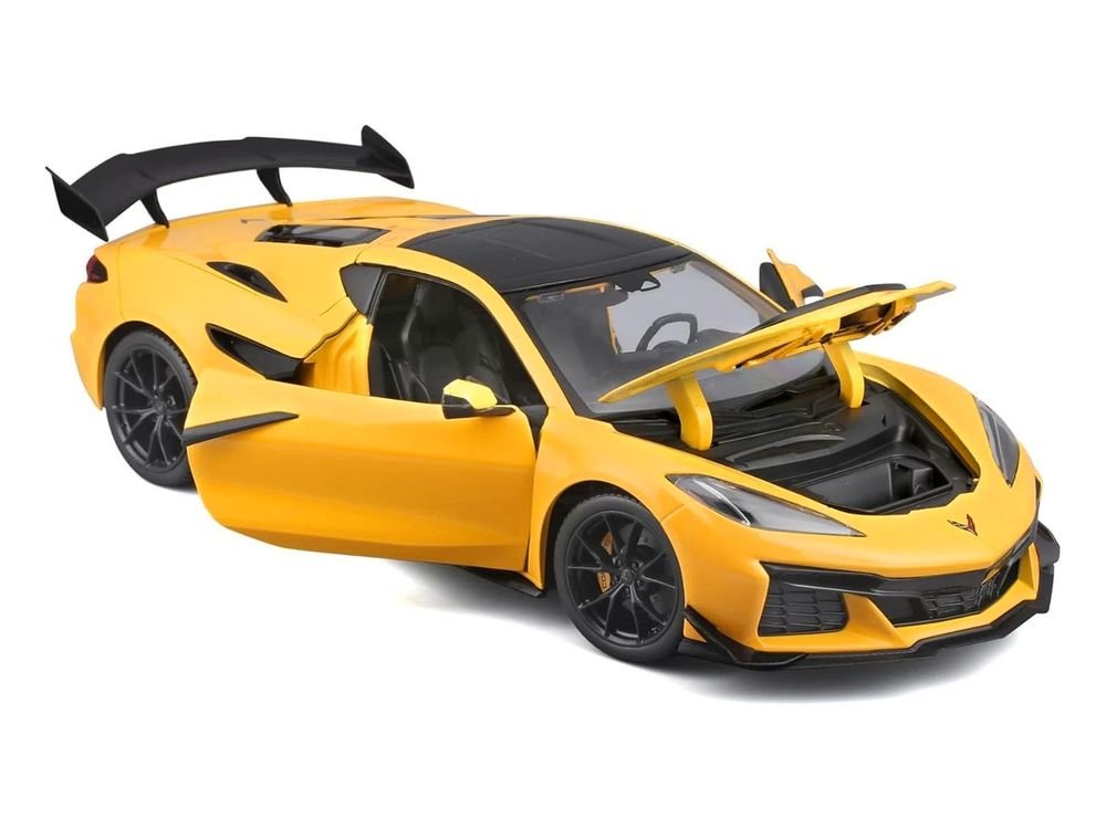 Chevrolet Corvette ZR1 Coupe Yellow with Carbon Top "Special Edition" Series 1/18 Diecast Model Car by Maisto view 2