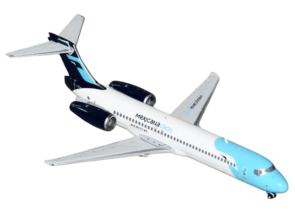 Boeing 717-200 Commercial Aircraft "Mexicana Click" (N907ME) White with Light Blue Nose and Dark Blue Tail 1/400 Diecast Model Airplane by GeminiJets view 2