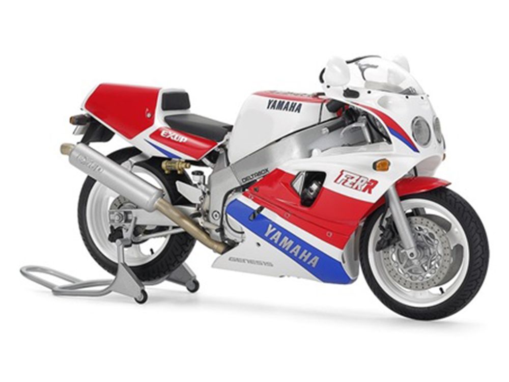 Model Kit Yamaha FZR750R OW01 Motorcycle 1/12 Scale Model by Tamiya view 2