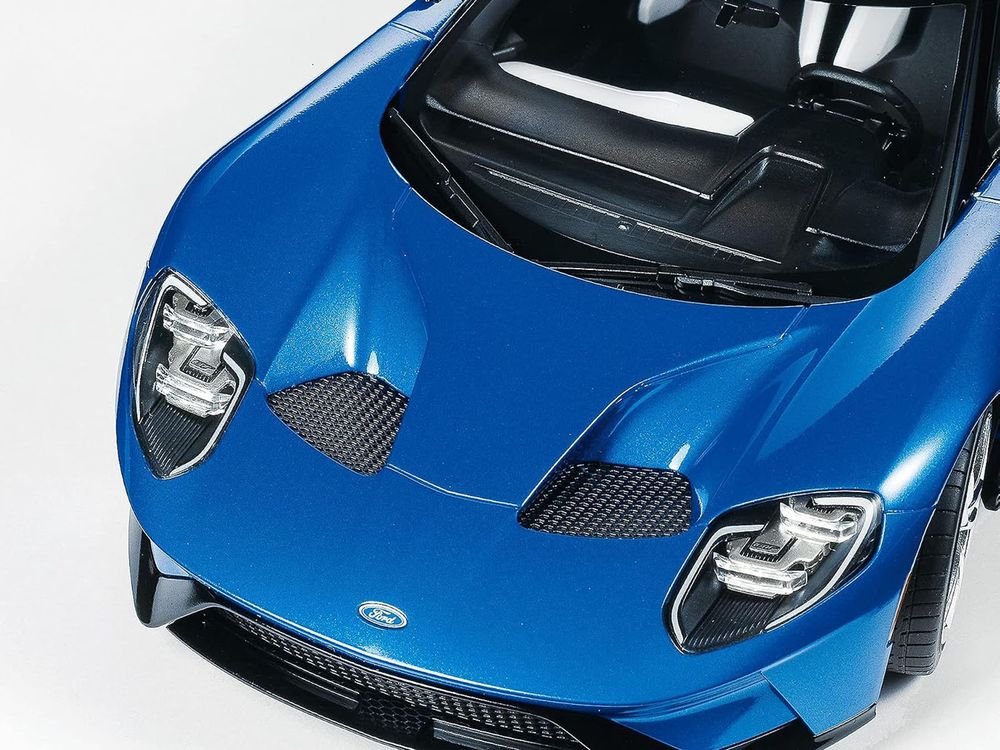 Model Kit Ford GT 1/24 Scale Model by Tamiya view 3