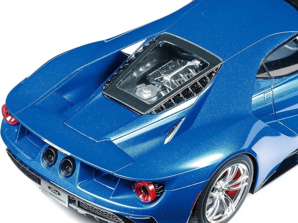 Model Kit Ford GT 1/24 Scale Model by Tamiya view 4