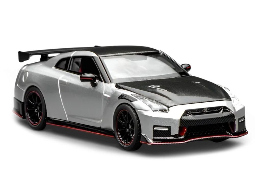 2022 Nissan GT-R Nismo (R35) RHD (Right Hand Drive) Ultimate Metal Silver Metallic with Carbon Hood and Top "Senior 64" Series 1/64 Diecast Model Car by MotorHelix view 2