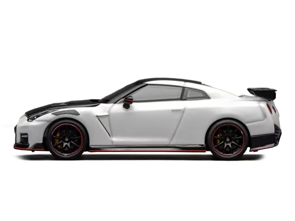 2022 Nissan GT-R Nismo (R35) RHD (Right Hand Drive) Brilliant White Pearl with Carbon Hood and Top "Senior 64" Series 1/64 Diecast Model Car by MotorHelix view 4